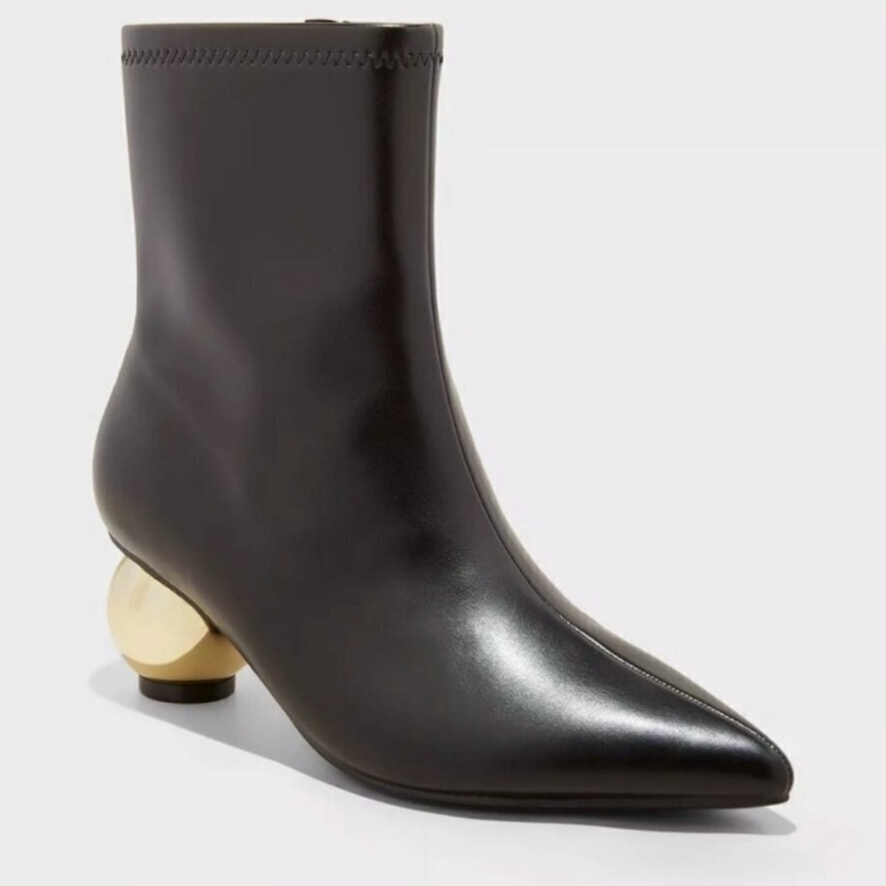 Black booties!